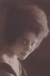 Lina Millefleurs