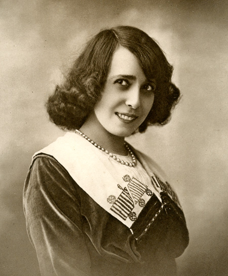 Mistinguett