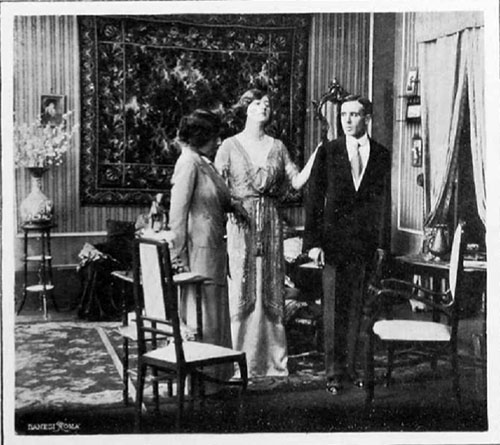 Una scena di Altruismo (1912), al centro Hesperia.