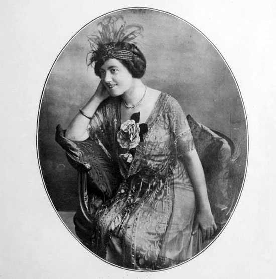 Hesperia (Olga Mambelli) nel 1912