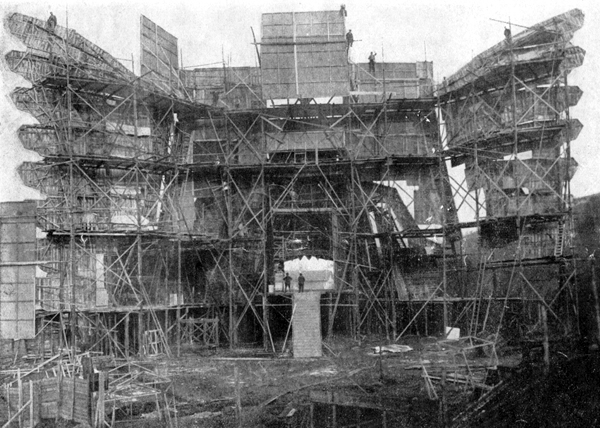 Tempio del film Cabiria in costruzione