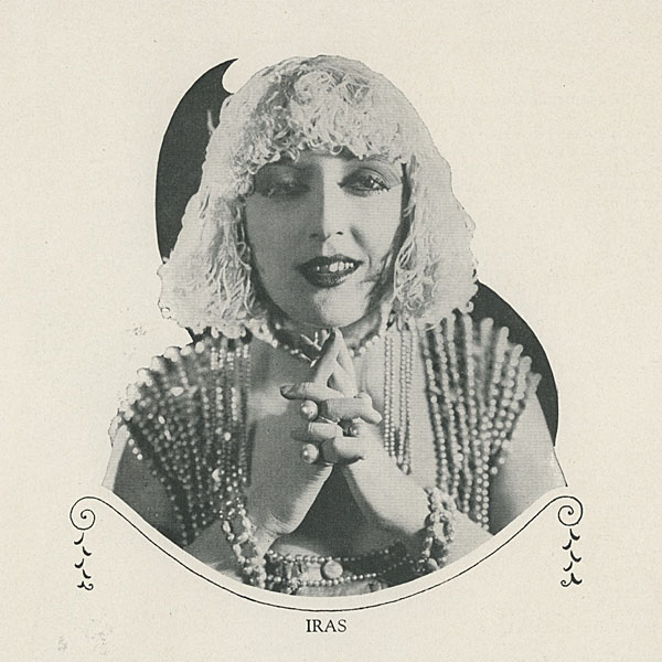 Iras (Carmel Myers) in Ben-Hur di Fred Niblo